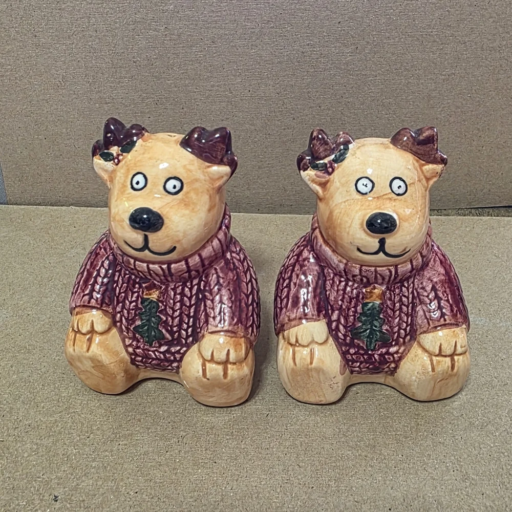 Vintage brown reindeer